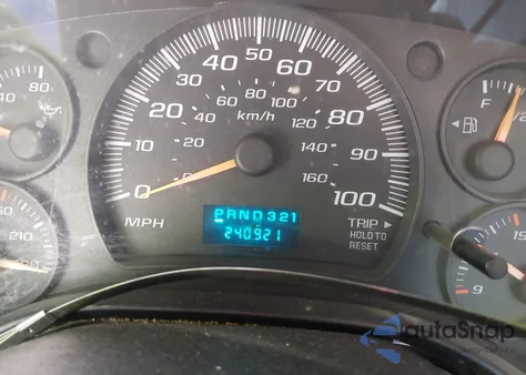 2005 Chevrolet Express from USA, damaged, VIN 1GCGG25V551137866